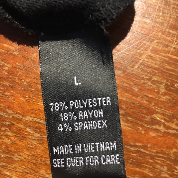 Black crewneck blouse w/ lace section in sleeves - Picture 4 of 5